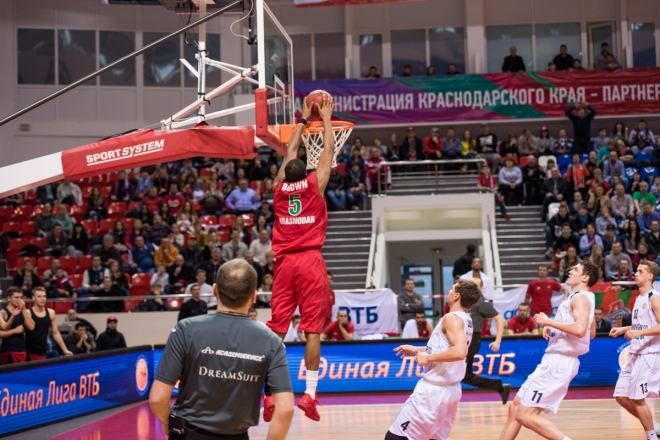 Пономаренко Иван - Спорт - Баскетбол 